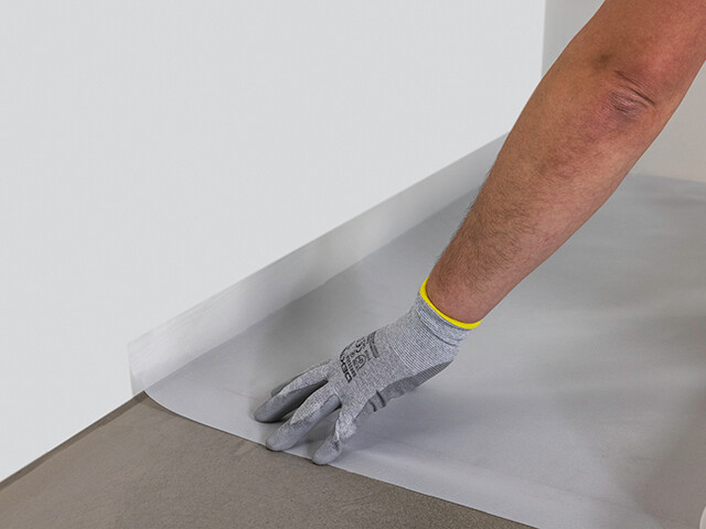 R3bond® soft flooring adhesive system – product application