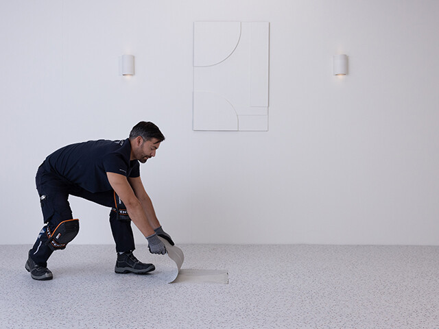 R3bond® soft flooring adhesive system - removal